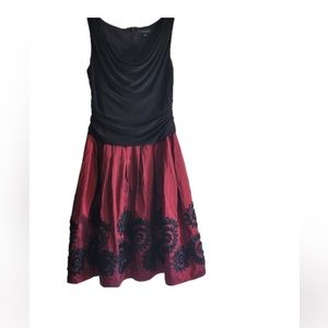 SL Fashion Black & Wine Embroidered Special Occasion Sleeveless Midi Dress
